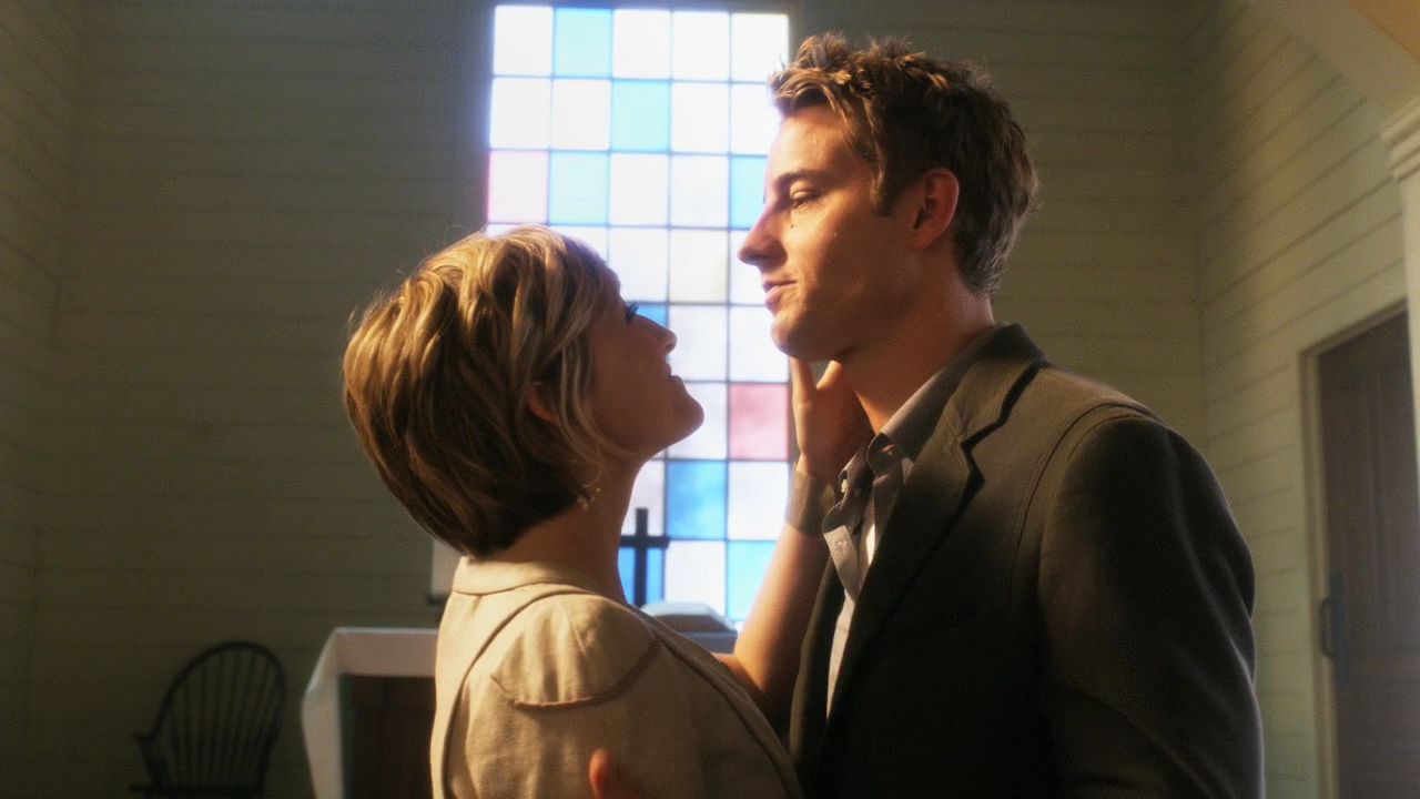 1021Smallville0201.jpg