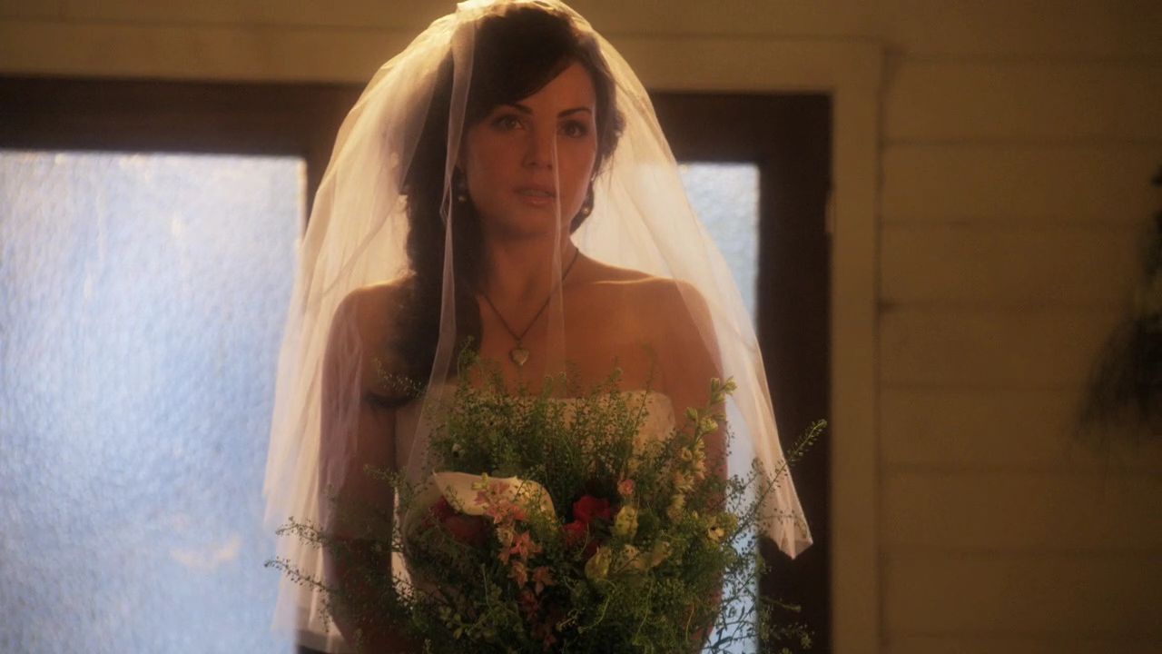 1021Smallville1058.jpg