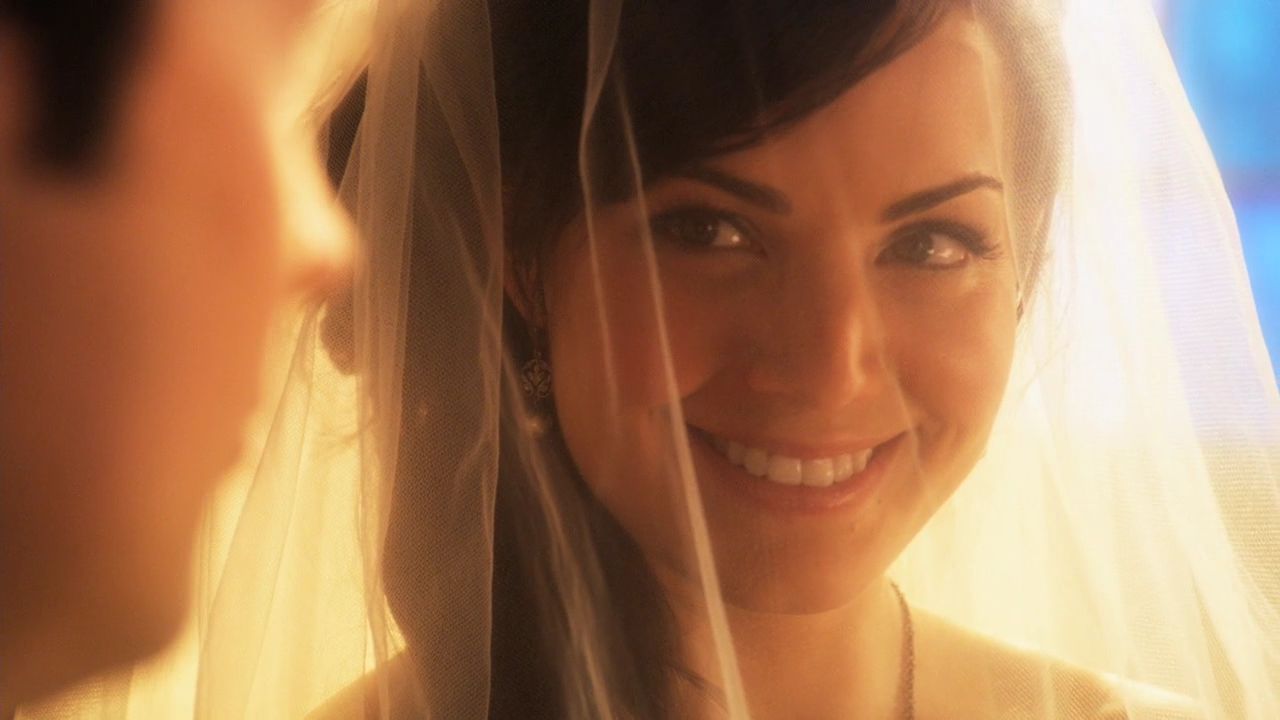 1021Smallville1087.jpg