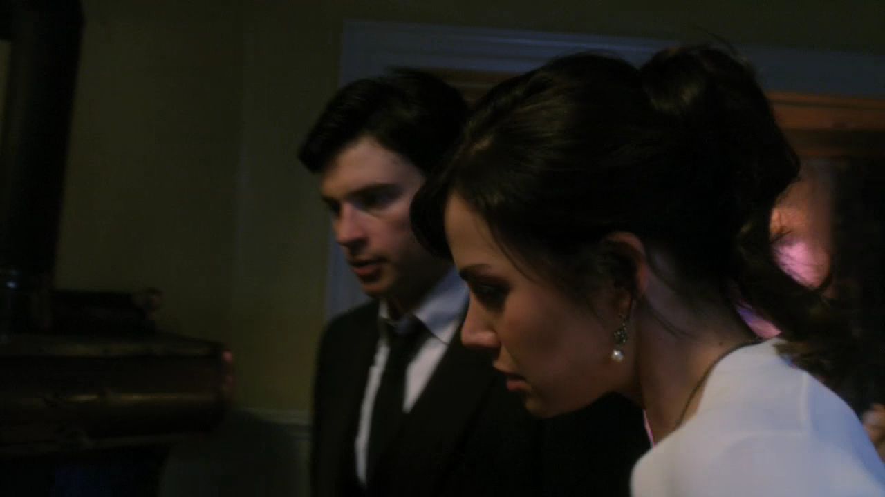 1021Smallville1391.jpg