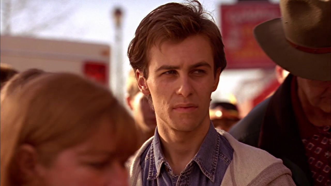 101Smallville1075.jpg