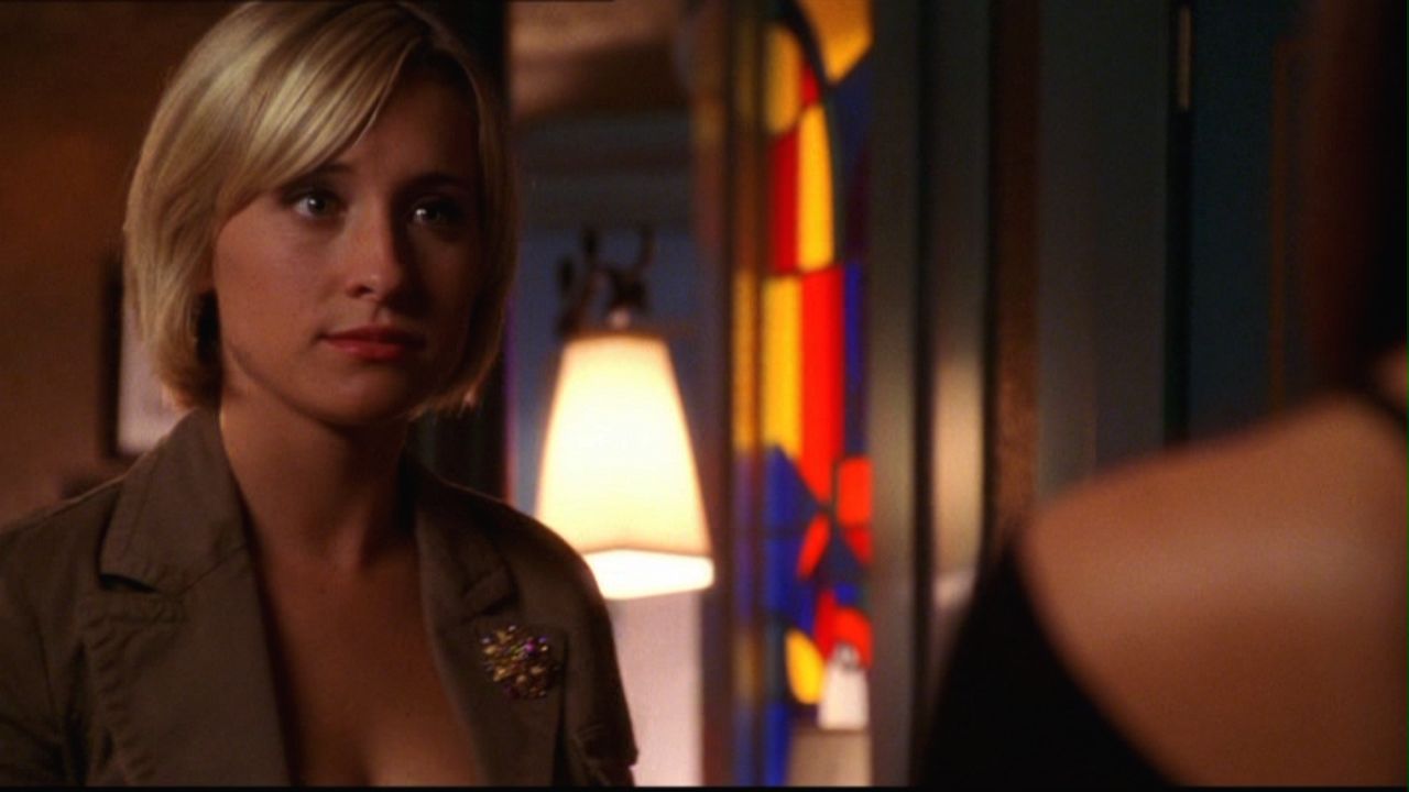 408Smallville0204.jpg