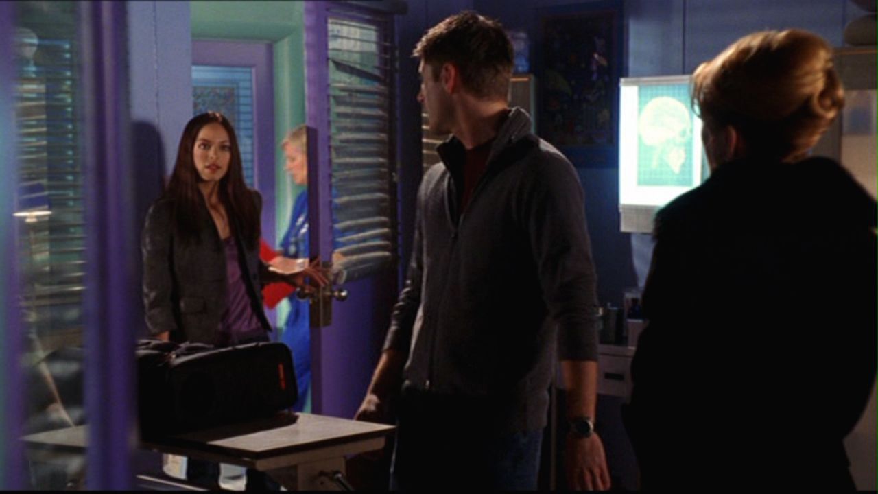 412Smallville0408.jpg