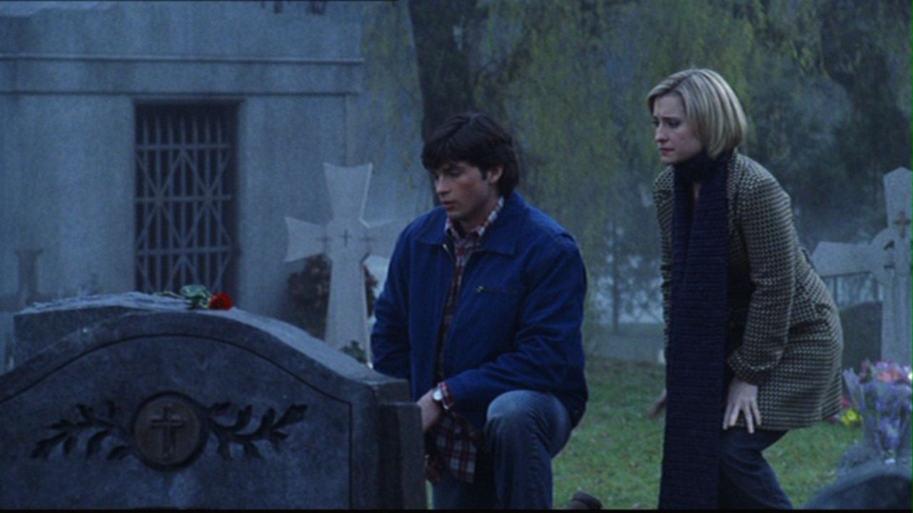 412Smallville1027.jpg