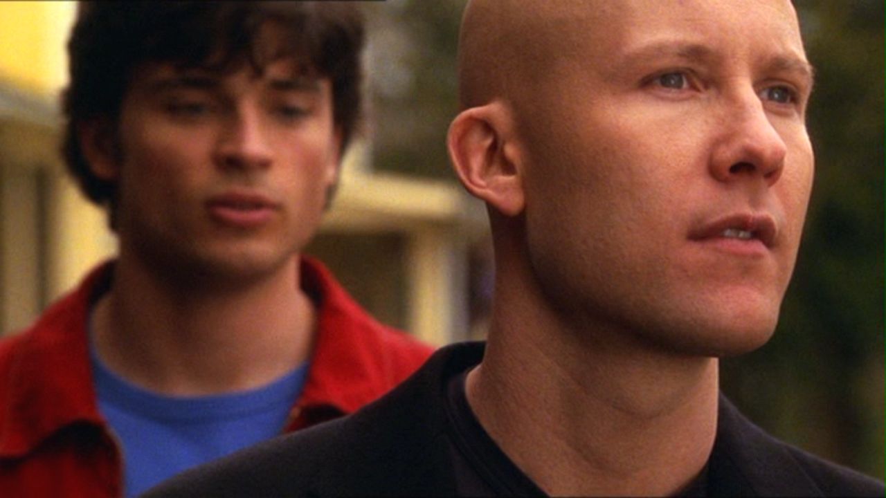 419Smallville1011.jpg
