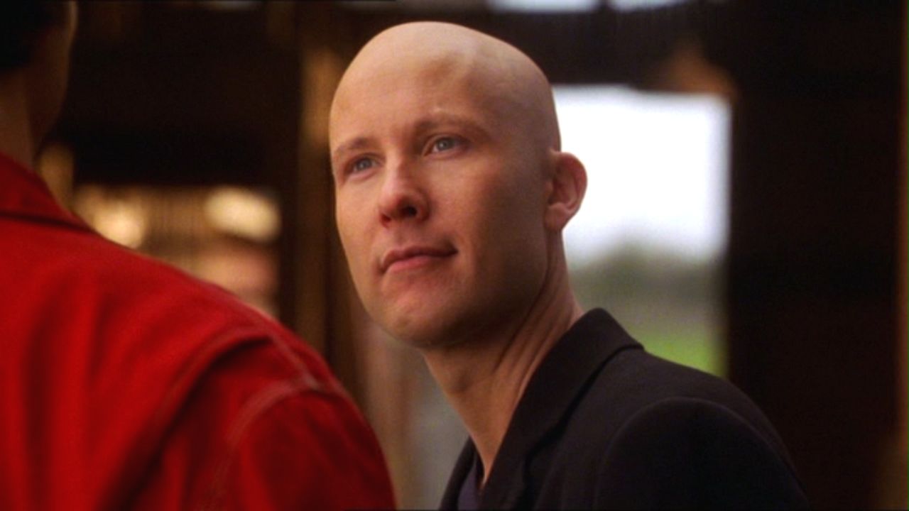 419Smallville1012.jpg