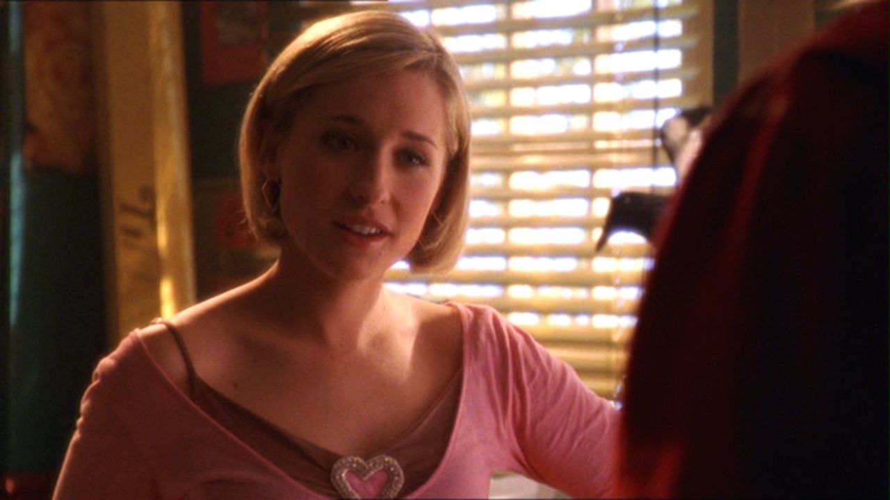 419Smallville1108.jpg