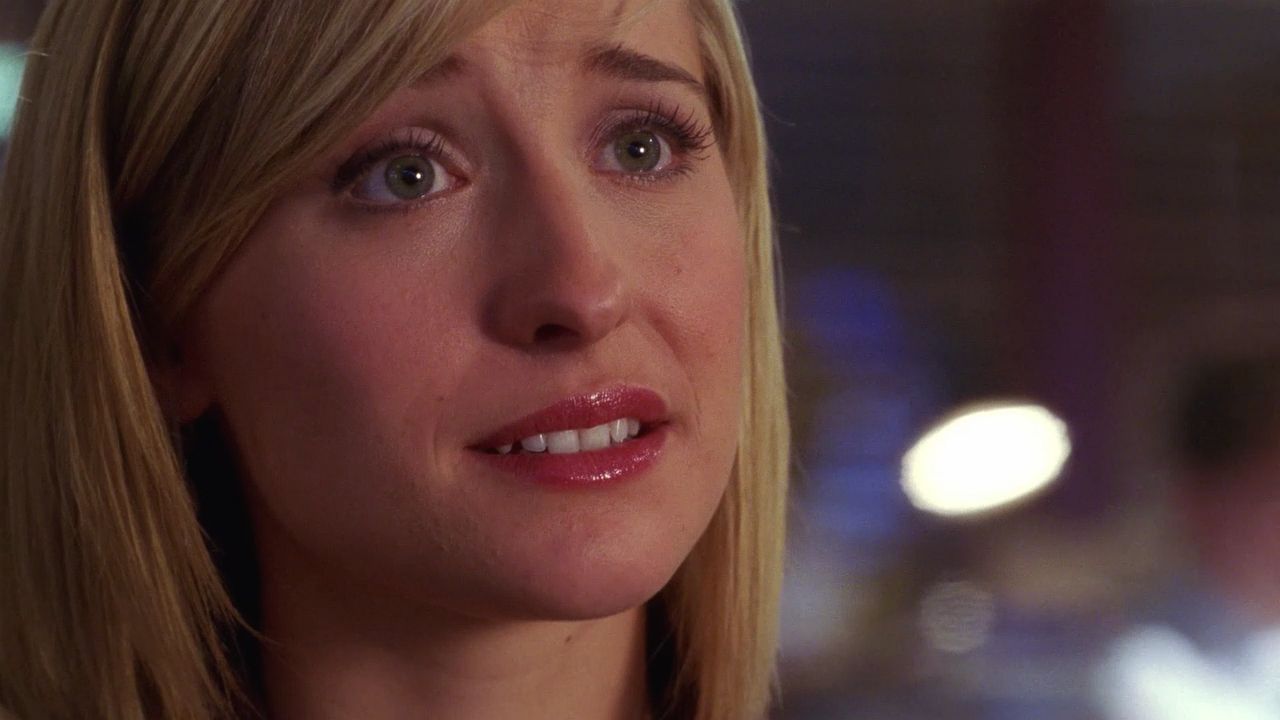 512Smallville0313.jpg