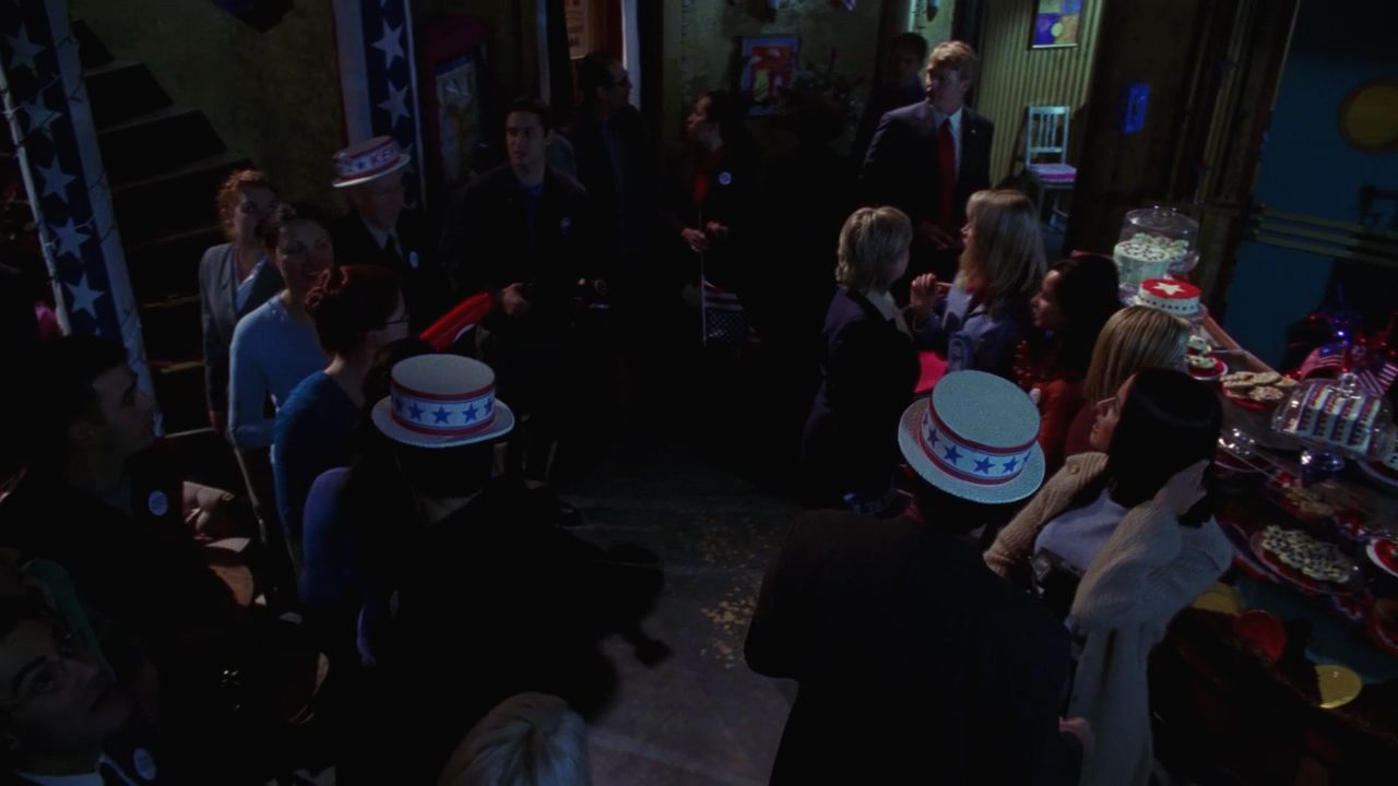 512Smallville0802.jpg