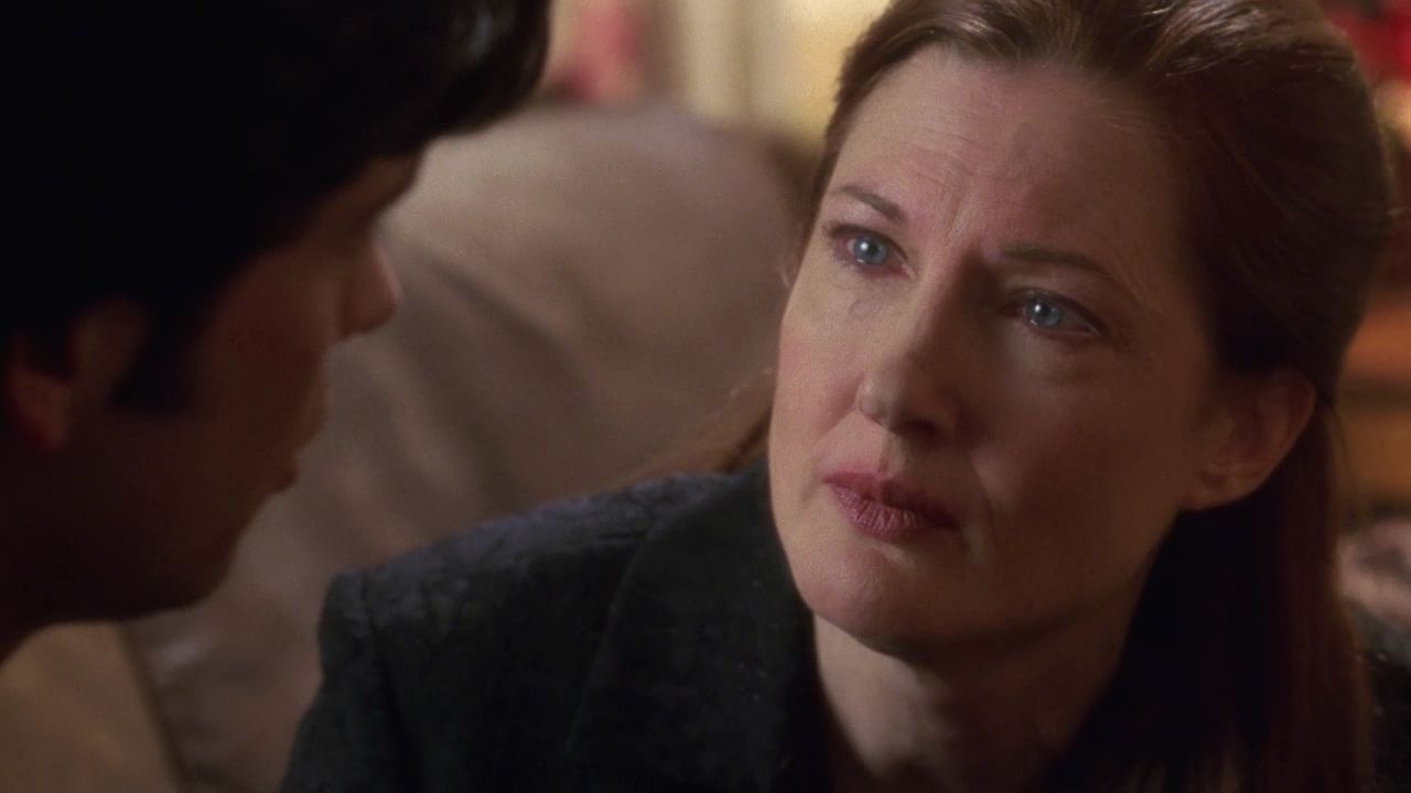 512Smallville1068.jpg