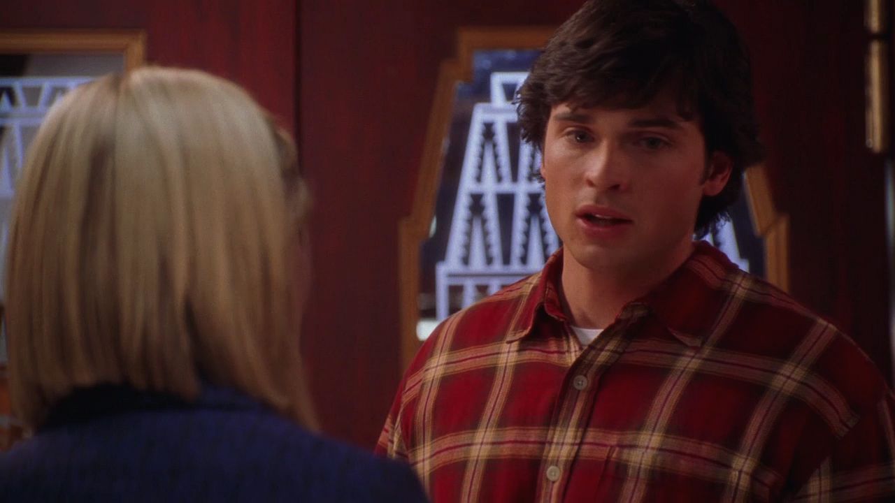 516Smallville1014.jpg