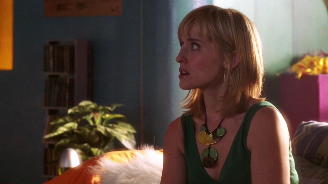 702Smallville0117.jpg