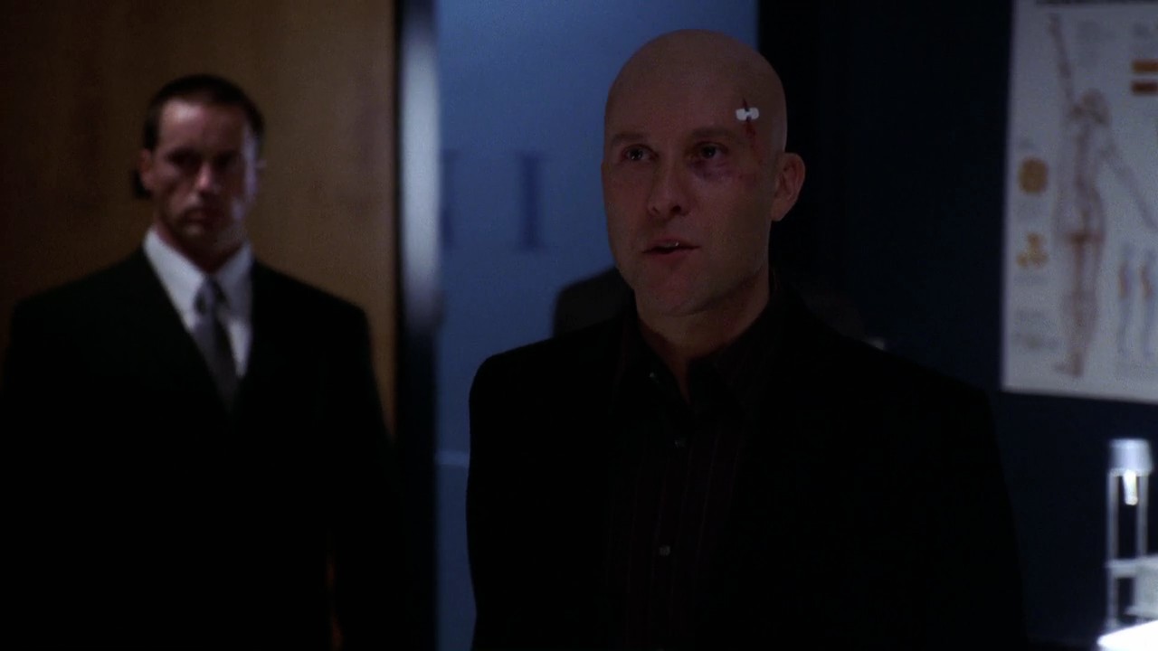 704Smallville0801.jpg