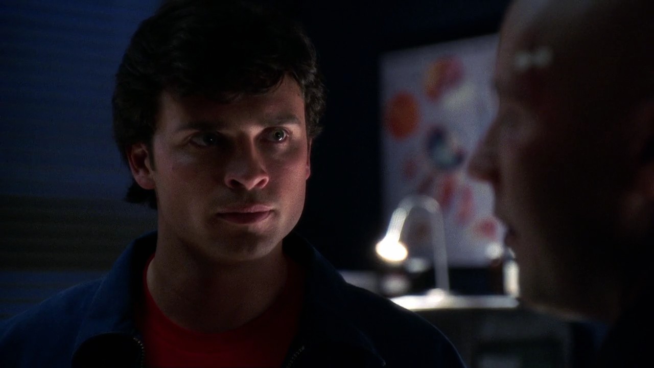 704Smallville0810.jpg