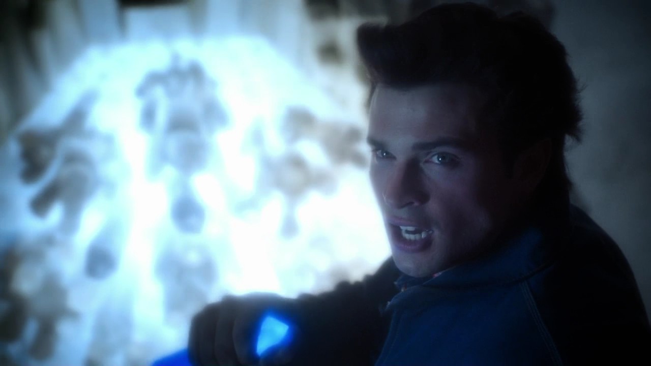 708Smallville0100.jpg