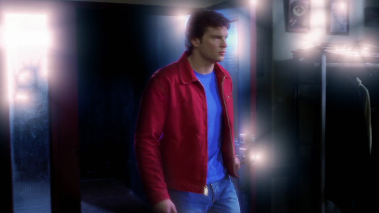 712Smallville0402.jpg