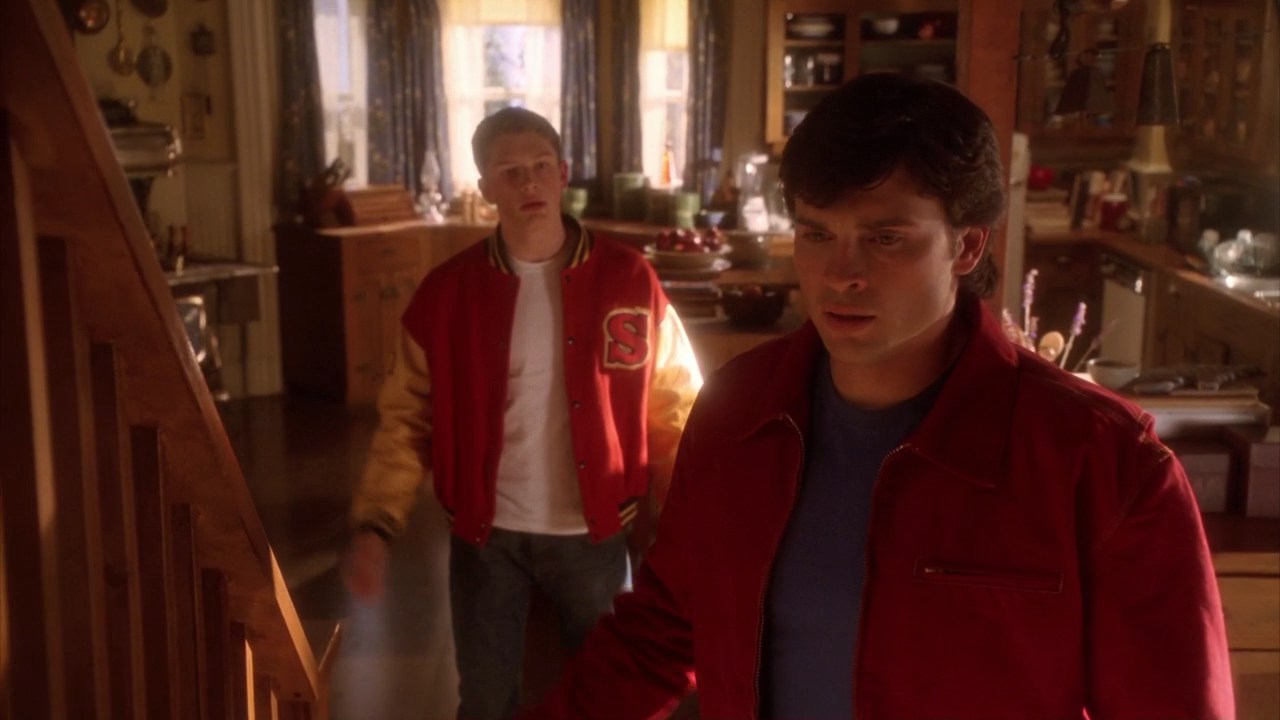 718Smallville0120.jpg