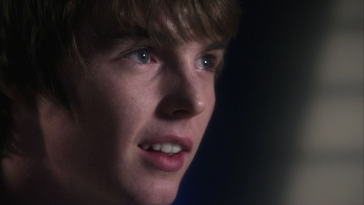 806Smallville1230.jpg