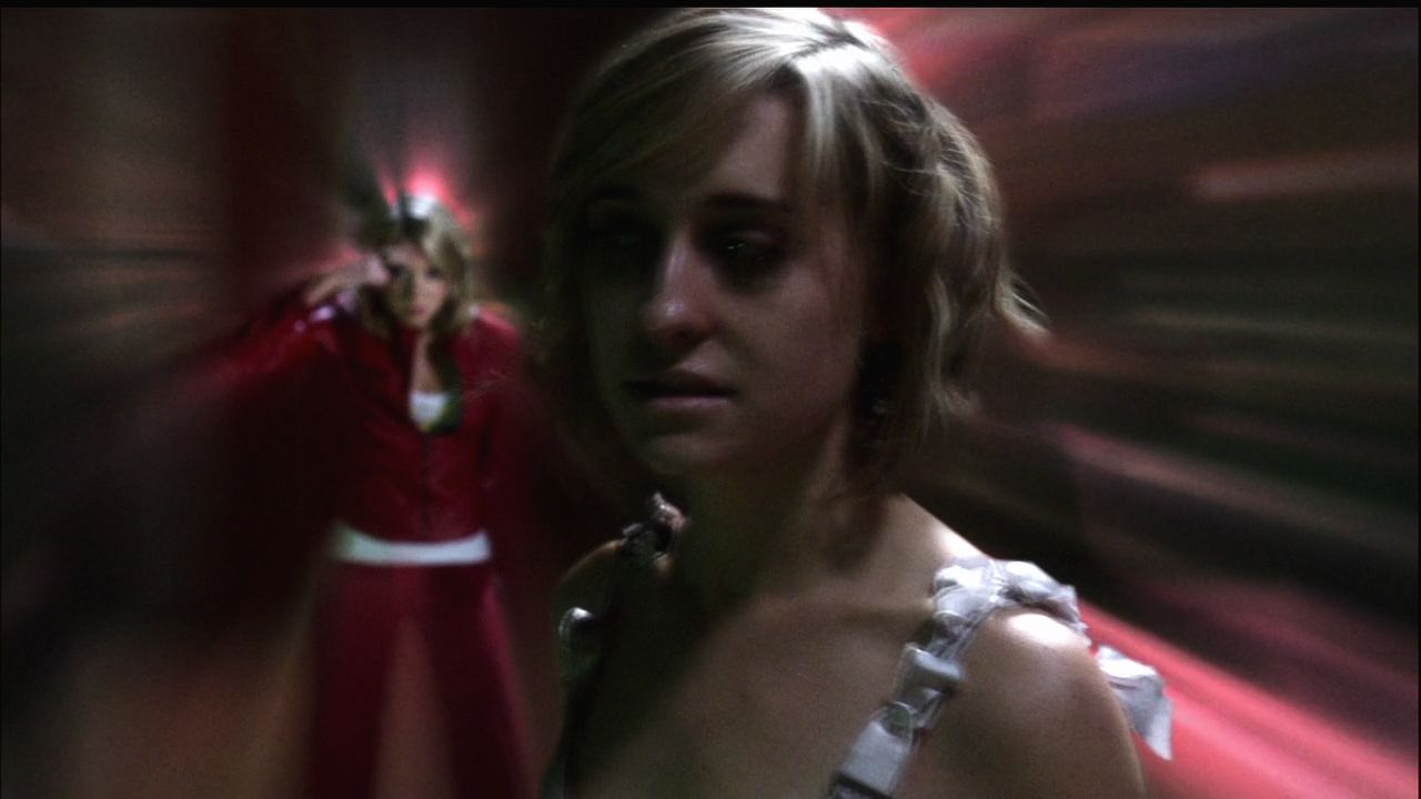 811Smallville0704.jpg