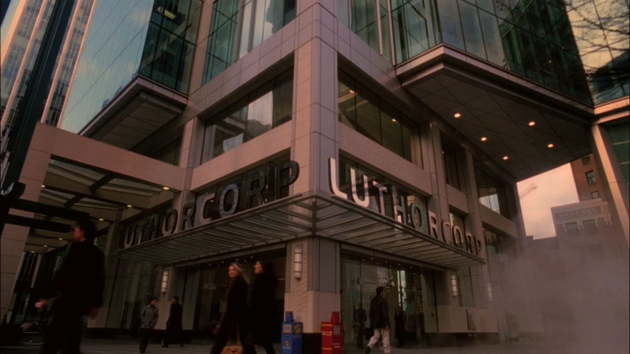 909Smallville0001.jpg