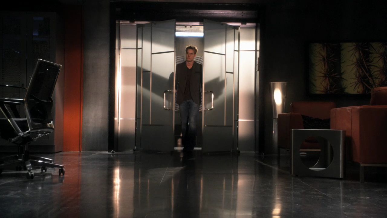 910Smallville0406.jpg