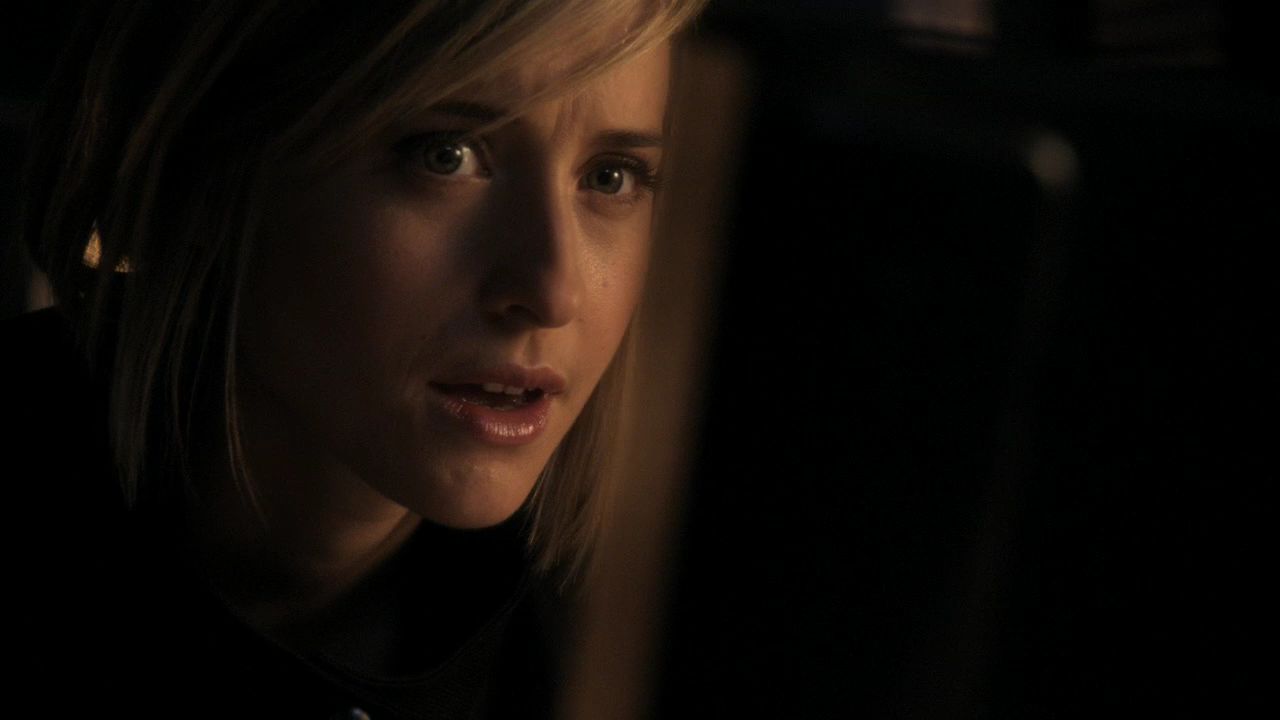914Smallville1013.jpg