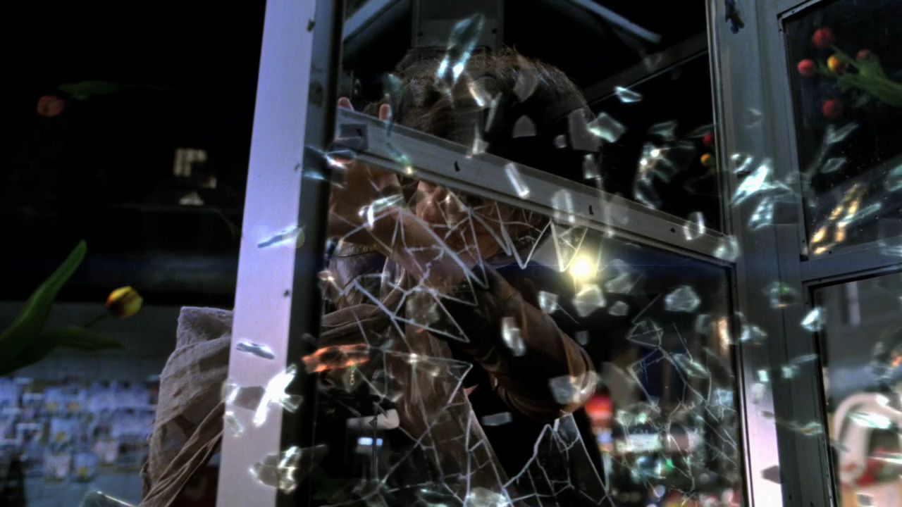 922Smallville1169.jpg