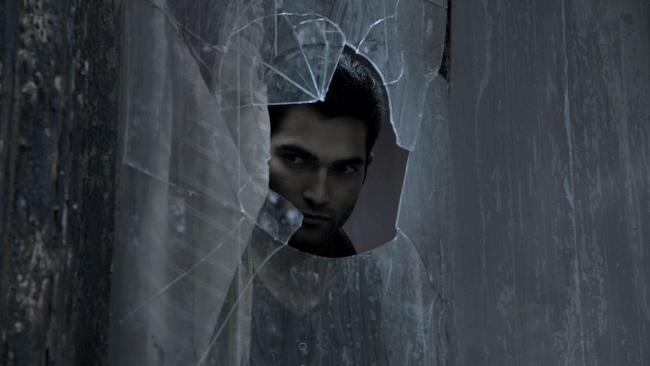 призрак дома кэтрин зета кэтрин зета-джонс. кэтрин зета-джонс в призрак. призрак дома на холме 1999 кэтрин зета джонс.