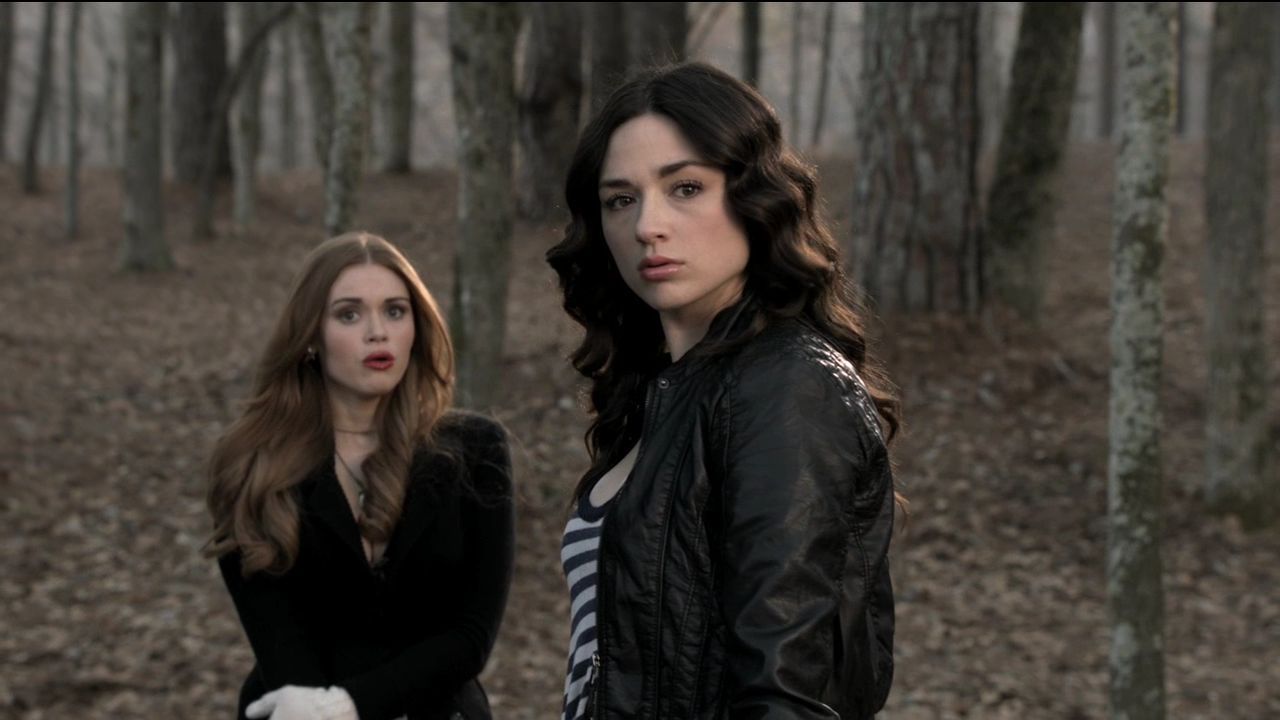 110TeenWolf0604.jpg