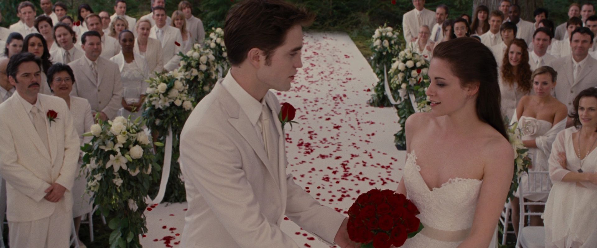 BreakingDawnPt1-0333.jpg