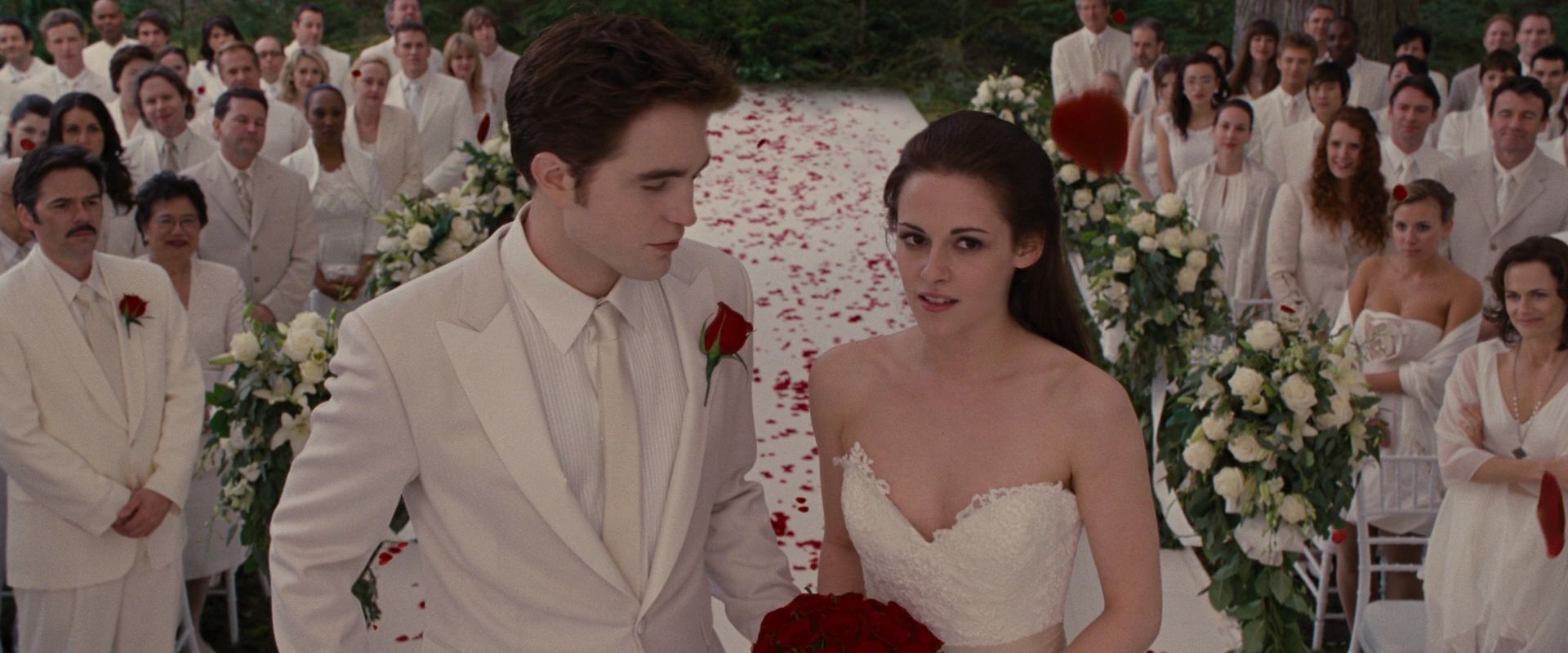 BreakingDawnPt1-0335.jpg