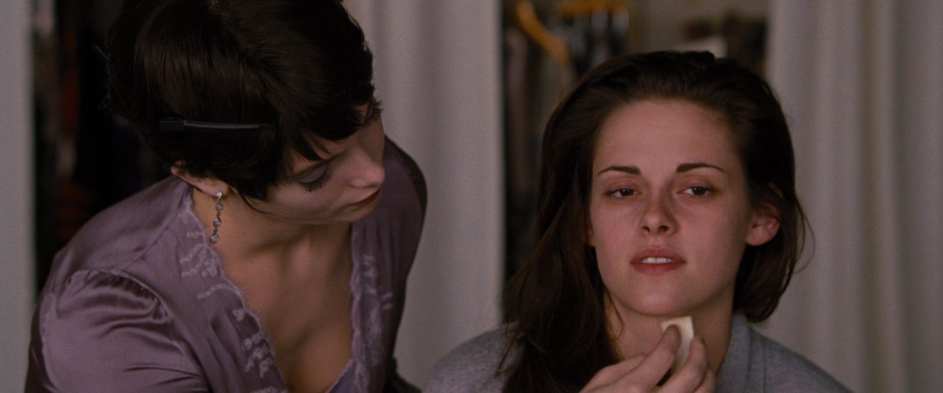 BreakingDawnPt1-0370.jpg