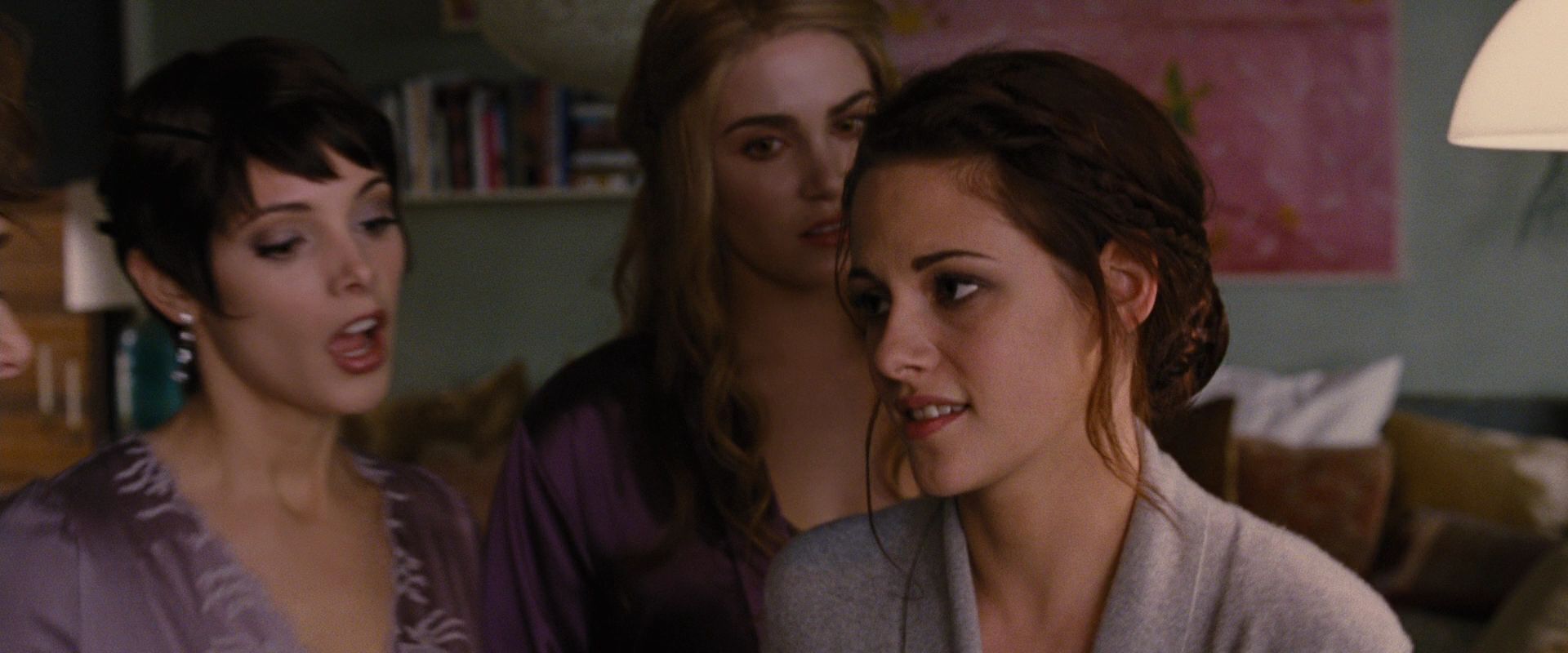 BreakingDawnPt1-0438.jpg