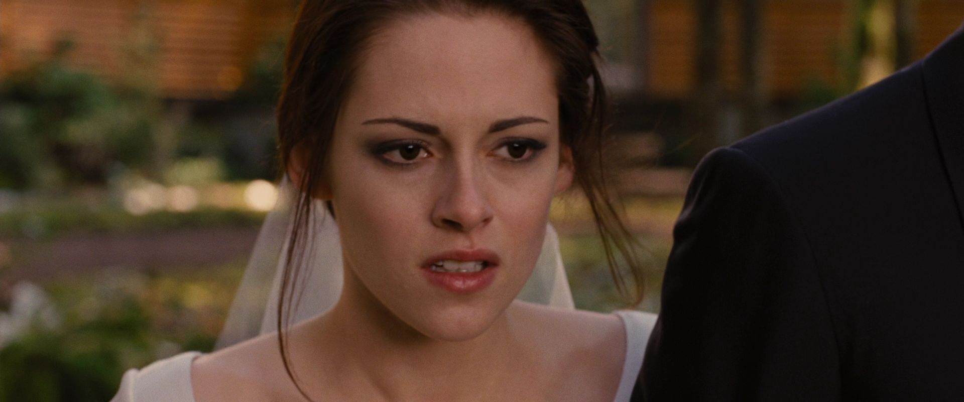 BreakingDawnPt1-0535.jpg