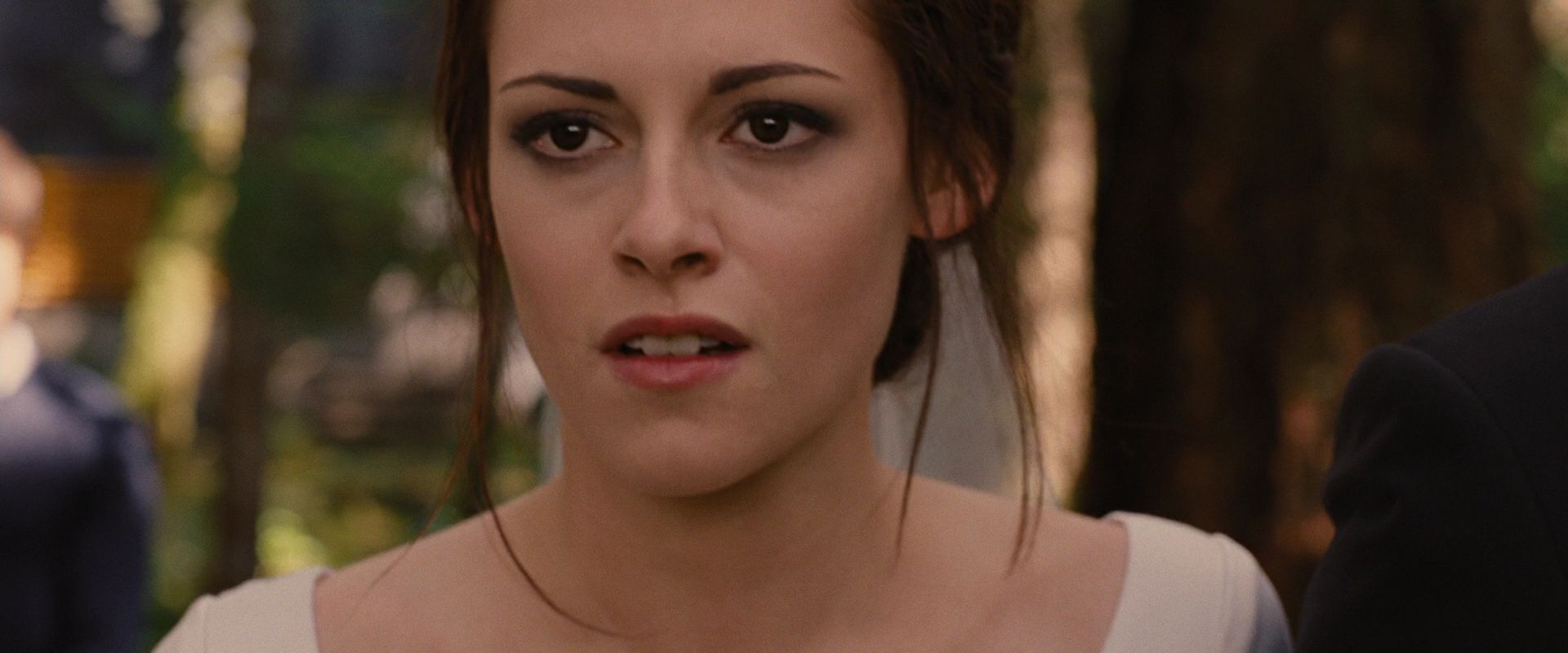 BreakingDawnPt1-0561.jpg