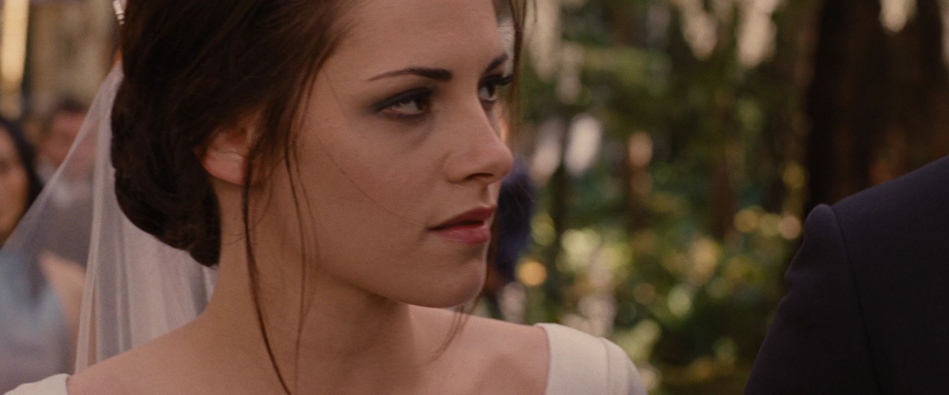 BreakingDawnPt1-0573.jpg