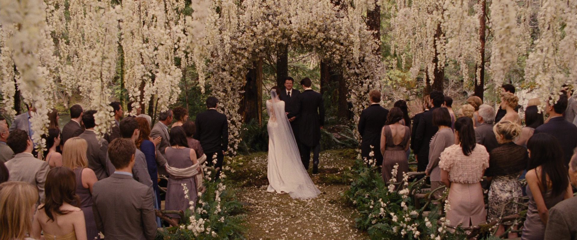BreakingDawnPt1-0588.jpg