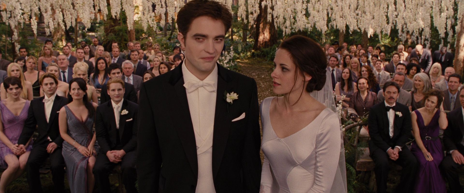 BreakingDawnPt1-0592.jpg