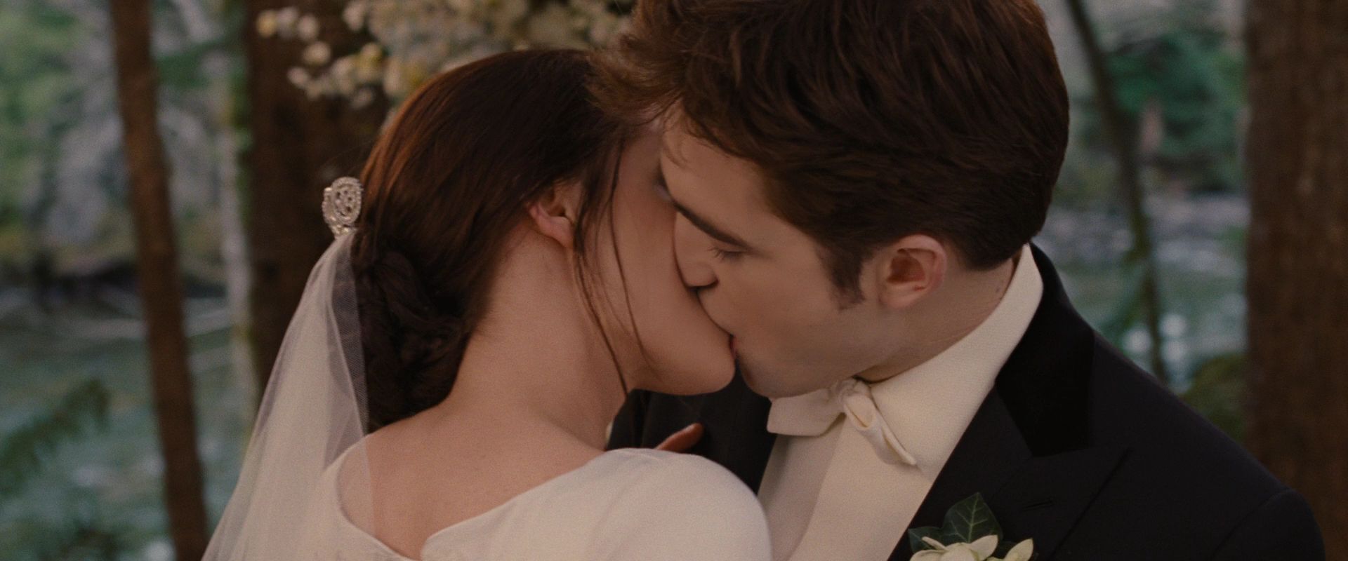 BreakingDawnPt1-0637.jpg