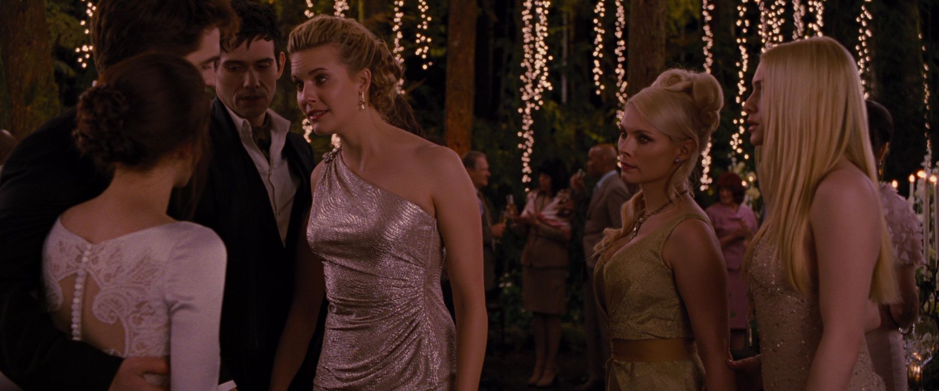 BreakingDawnPt1-0761.jpg