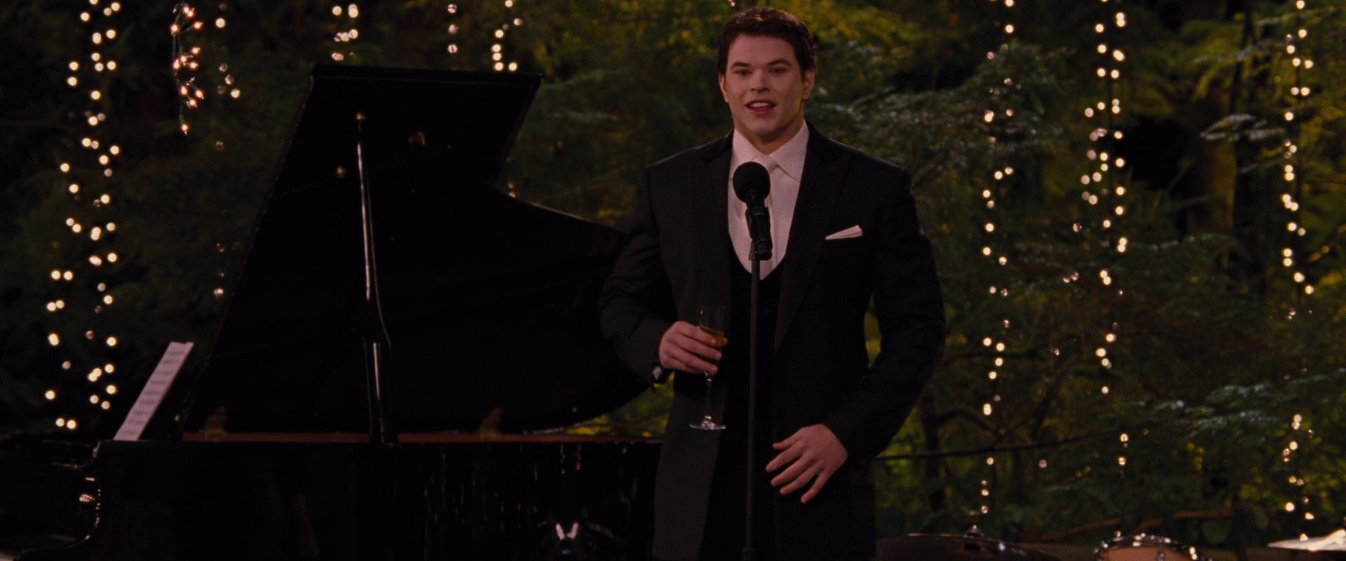 BreakingDawnPt1-0785.jpg