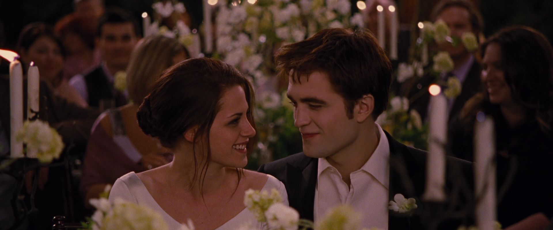 BreakingDawnPt1-0806.jpg