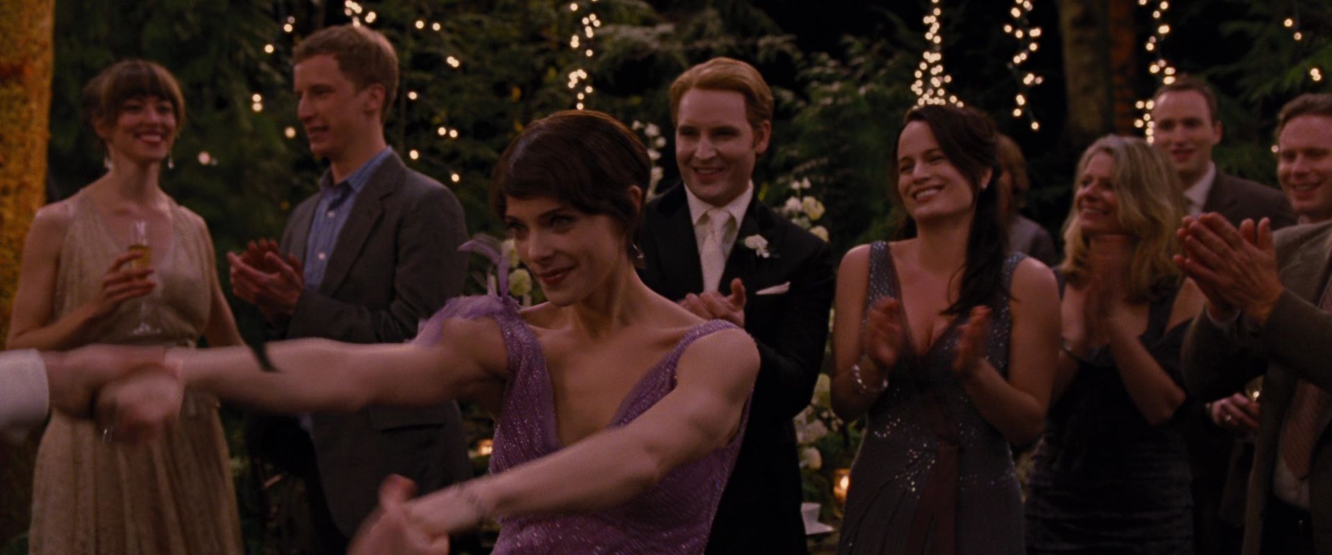BreakingDawnPt1-0893.jpg