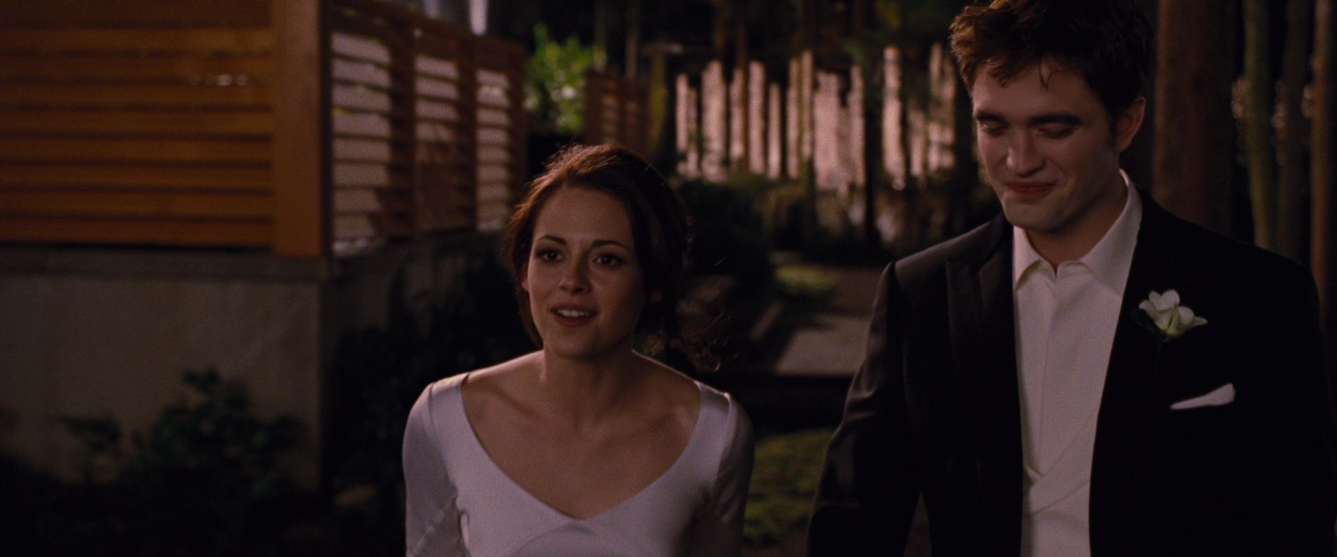 BreakingDawnPt1-0914.jpg
