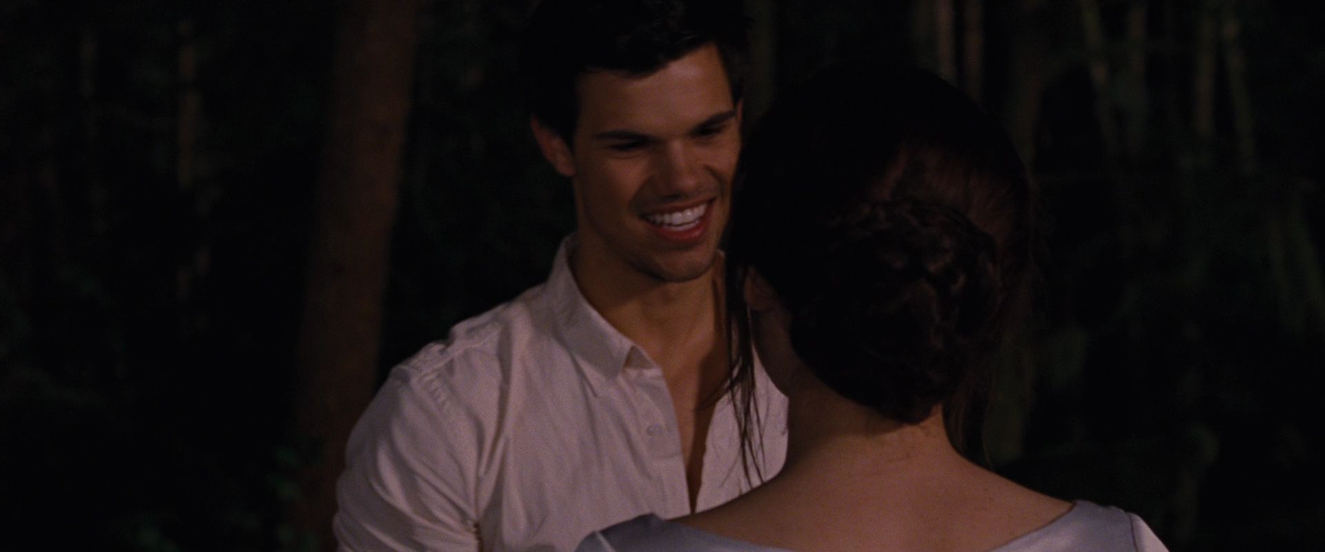 BreakingDawnPt1-0920.jpg