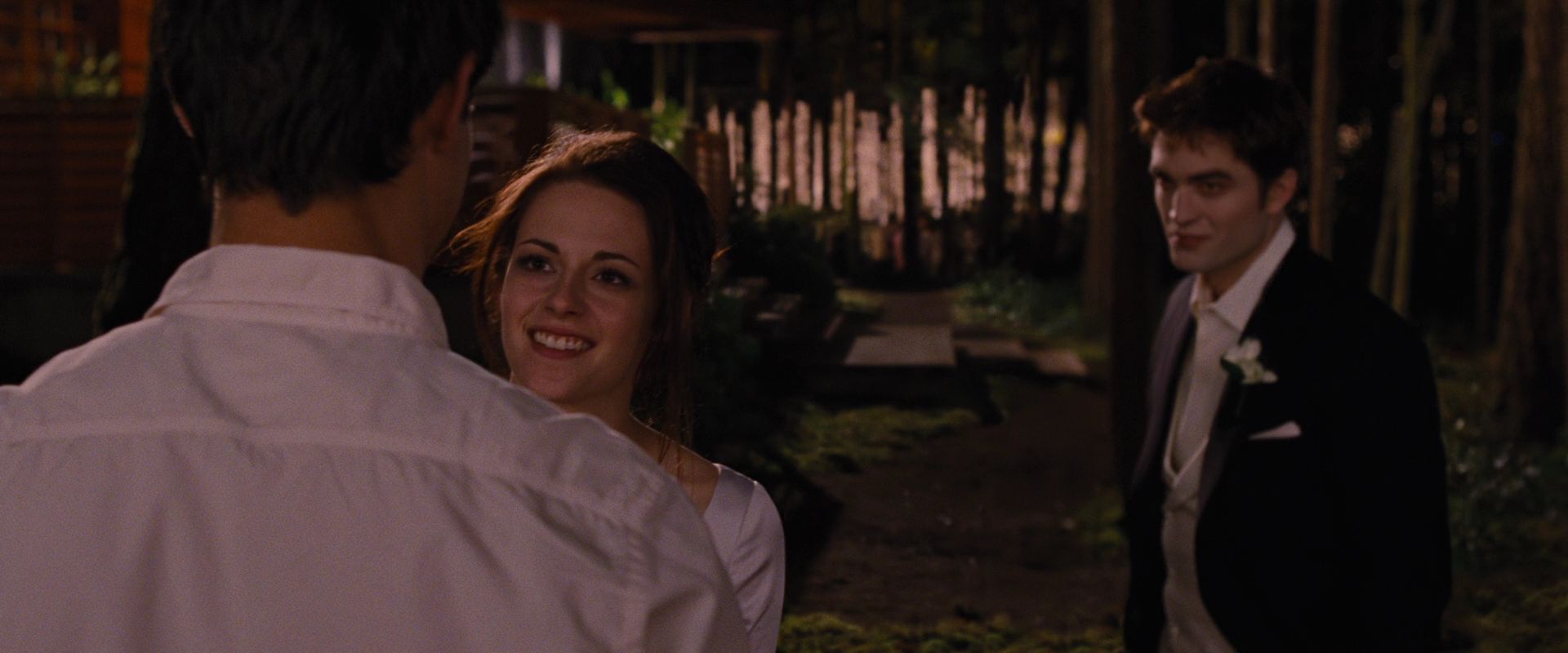 BreakingDawnPt1-0921.jpg