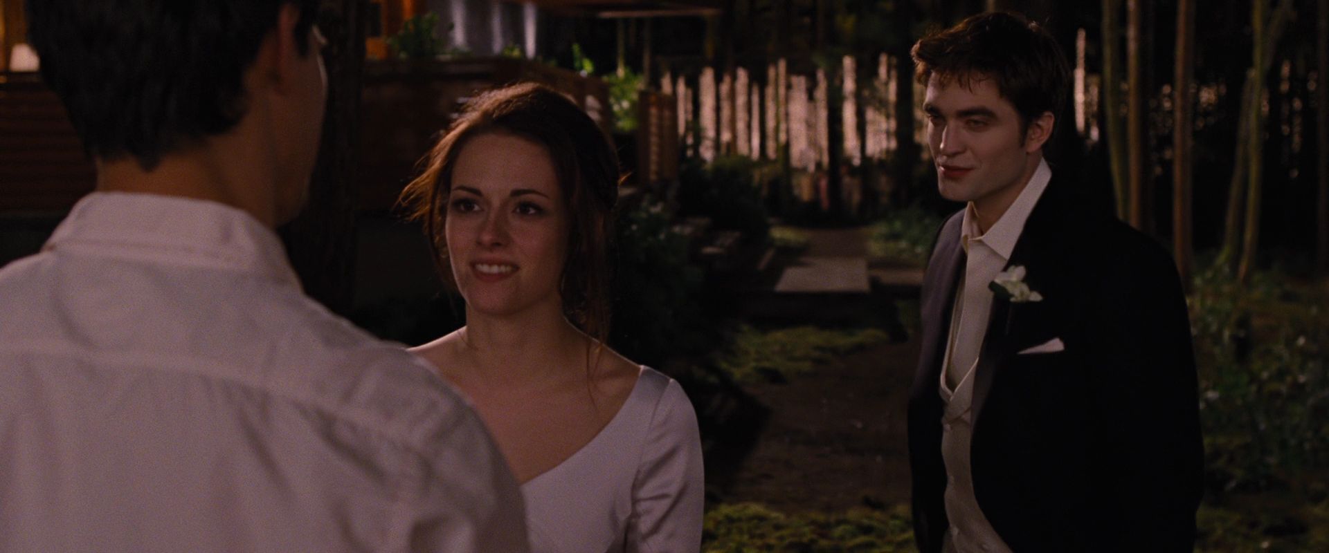 BreakingDawnPt1-0923.jpg