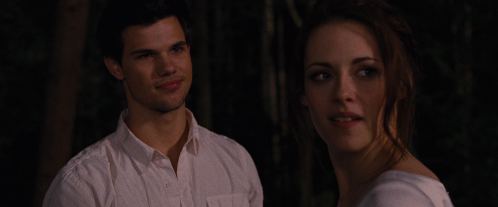 BreakingDawnPt1-0925.jpg