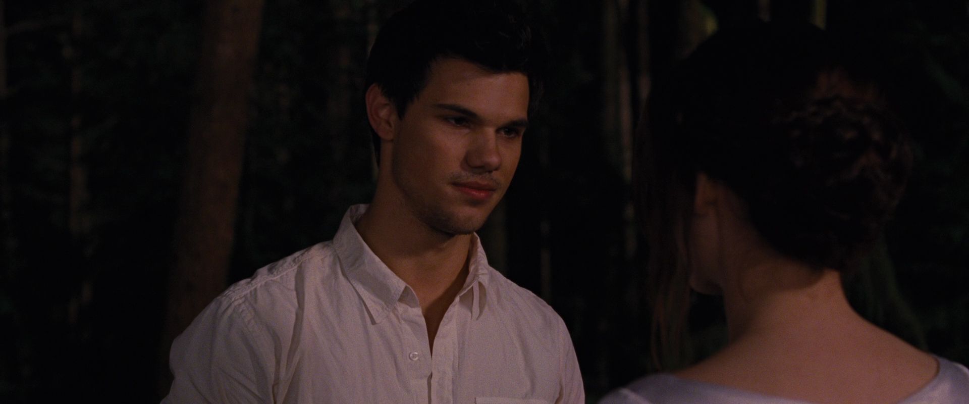 BreakingDawnPt1-0932.jpg
