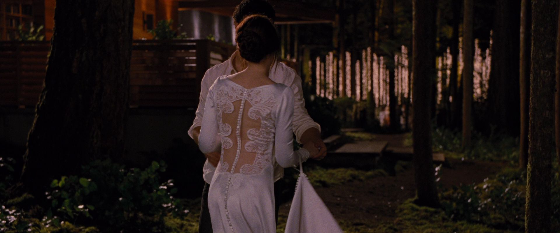 BreakingDawnPt1-0948.jpg